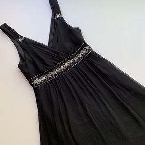 Signature by Robbie Bee Black 100% Silk Beaded Gown A-Line Size 6